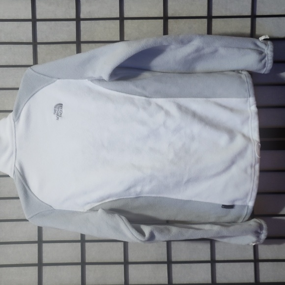 White & gray zip up north face jacket - Picture 4 of 4